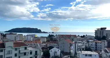 Apartamento 3 habitaciones en Budva, Montenegro