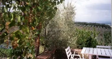 Grundstück in Greve in Chianti, Italien