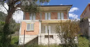 Dom 4 pokoi w Podi-Sasovici, Czarnogóra