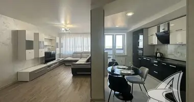 Apartamento 3 habitaciones en Brest, Bielorrusia