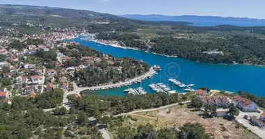 Plot of land in Sutivan, Croatia