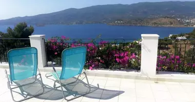 Villa 6 Zimmer mit Meerblick, mit Erste Küstenlinie in , Griechenland