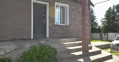 Casa en Uzufouski selski Savet, Belarús