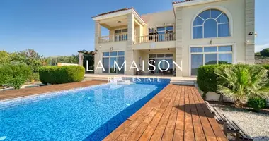 4 bedroom house in Tala, Cyprus