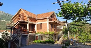 3 bedroom house in Dobra Voda, Montenegro