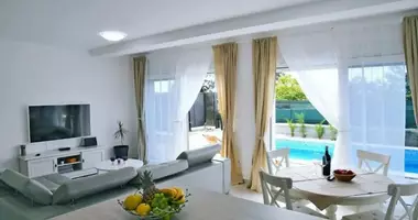 Villa 9 bedrooms in Matulji, Croatia