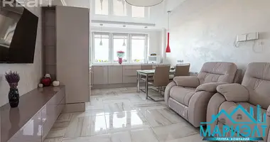 Apartamento 3 habitaciones en Minsk, Bielorrusia