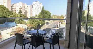 Apartamento 3 habitaciones en Tel Aviv-Yafo, Israel