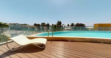 Mieszkanie 4 pokoi w Limassol District, Cyprus
