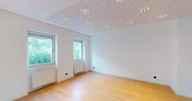 4 room house in Vienna, Austria