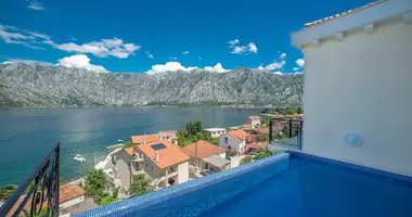 Villa 4 bedrooms with Elevator, with Yard in Stoliv, Montenegro