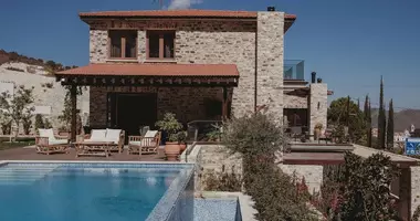 Mieszkanie 13 pokojów w Pano Lefkara, Cyprus
