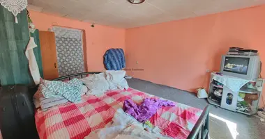 3 room house in Jaszfenyszaru, Hungary