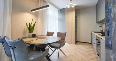 Apartamento 3 habitaciones en Minsk, Bielorrusia