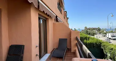 Apartamento 2 habitaciones en Estepona, Španjolska