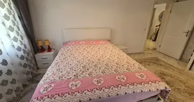 Apartamento 3 habitaciones con aparcamiento, con amueblado, con ascensor en Ciplakli, Turquía