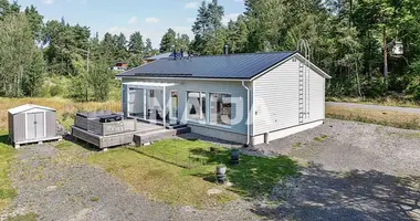 3 bedroom house in Raisio, Finland