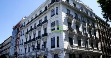 Maison des revenus 2 490 m² dans Communauté de Madrid, Espagne