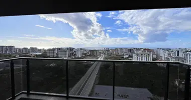 2 bedroom apartment in Mahmutlar, Turkey