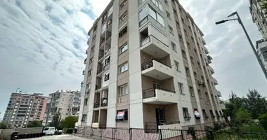 Wohnung 3 Schlafzimmer in Karsiyaka, Türkei