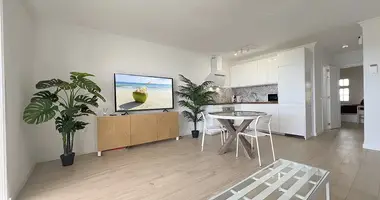 1 bedroom apartment in Adeje, Spain