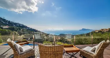 Apartment 9 bedrooms in Altea, Spain