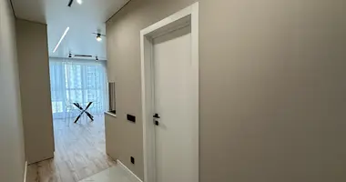 Apartamento 3 habitaciones en Minsk, Bielorrusia