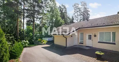 Квартира 3 комнаты в Helsinki sub region, Финляндия