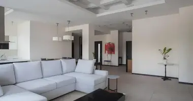 Apartamento 3 habitaciones en Distrito Administrativo Central, Rusia