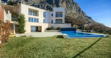 Villa 4 bedrooms with Sea view, with Swimming pool, with Garden in Budva, Montenegro