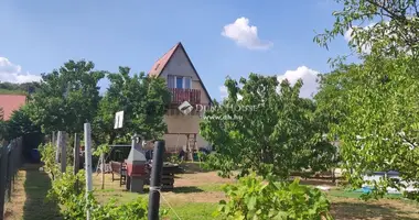 2 room house in Csomad, Hungary