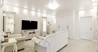 Apartamento 3 habitaciones en Minsk, Bielorrusia