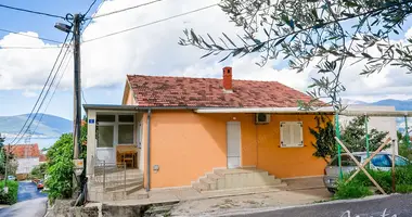 Villa 2 chambres dans Tivat, Monténégro