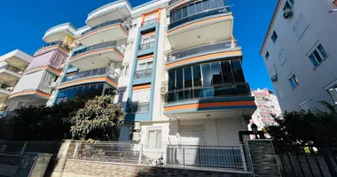 3 bedroom apartment in Muratpasa, Turkey