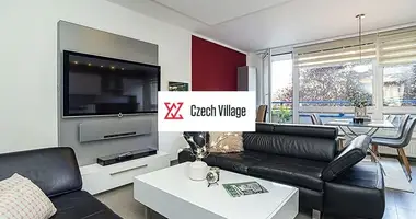 Apartamento 4 habitaciones en Praga, República Checa