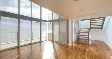 Penthouse 5 chambres avec Balcon, avec Meublesd, avec Ascenseur dans Na Kluea, Thaïlande