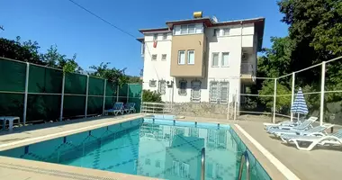 Villa  mit Meerblick, mit Schwimmbad, mit Ploschadka dlya barbekyu in Alanya, Türkei