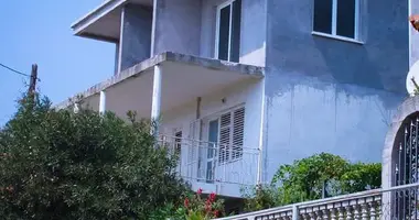 Haus 4 Schlafzimmer in Montenegro