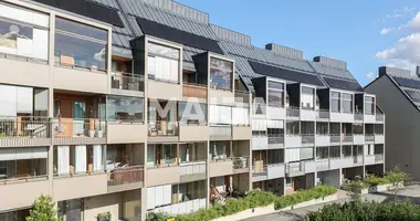 Apartamento 4 habitaciones en Helsinki sub region, Finlandia