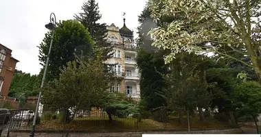 Квартира 4 комнаты в okres Karlovy Vary, Чехия