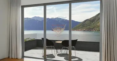 Apartamento 2 habitaciones en Kotor, Montenegro