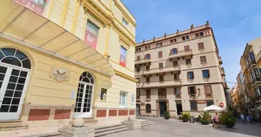 4 bedroom apartment in Malaga, Spain