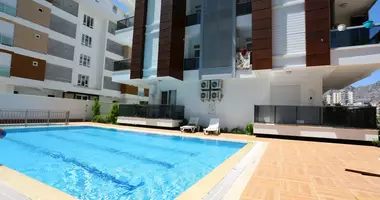 Mieszkanie 2 pokoi w Bueyuekkumluca, Turcja