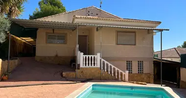 5 bedroom house in Godelleta, Spain