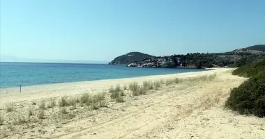 Terrain dans Pyrgadikia, Grèce