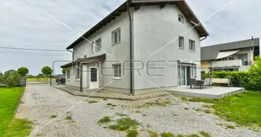 6 room house in Strmec, Croatia