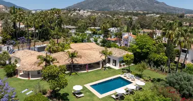 Дом 5 спален в San Pedro Alcantara, Испания