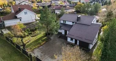 Casa en Marjaliva, Belarús