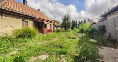 2 room house in Vecses, Hungary