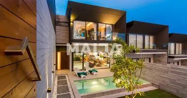 Villa 3 bedrooms with Furnitured, with Air conditioner, in good condition in Phuket, Thailand